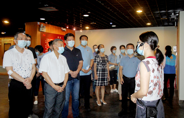 F:\2021年工作\2021年照片\20210624參觀理想照耀中國主題展覽\20210624參觀理想照耀中國主題展\官網(wǎng)用寬600\02.jpg F:\2021年工作\2021年照片\20210624參觀理想照耀中國主題展覽\20210624參觀理想照耀中國主題展\官網(wǎng)用寬600\02.jpg